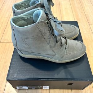 Sorel Wedge Womens Shoes